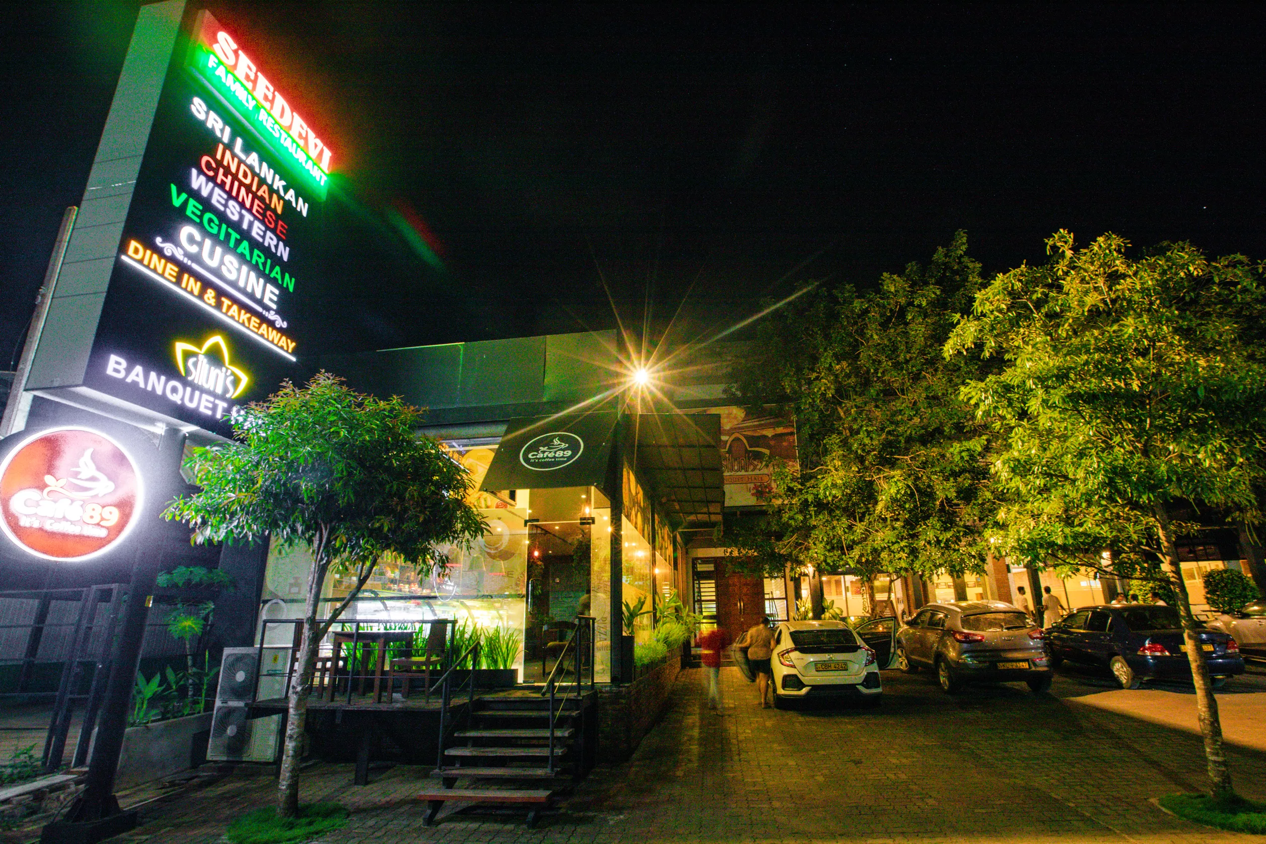 cafe_in_anuradhapura_MAR_2944